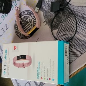Fitbit Alta HR